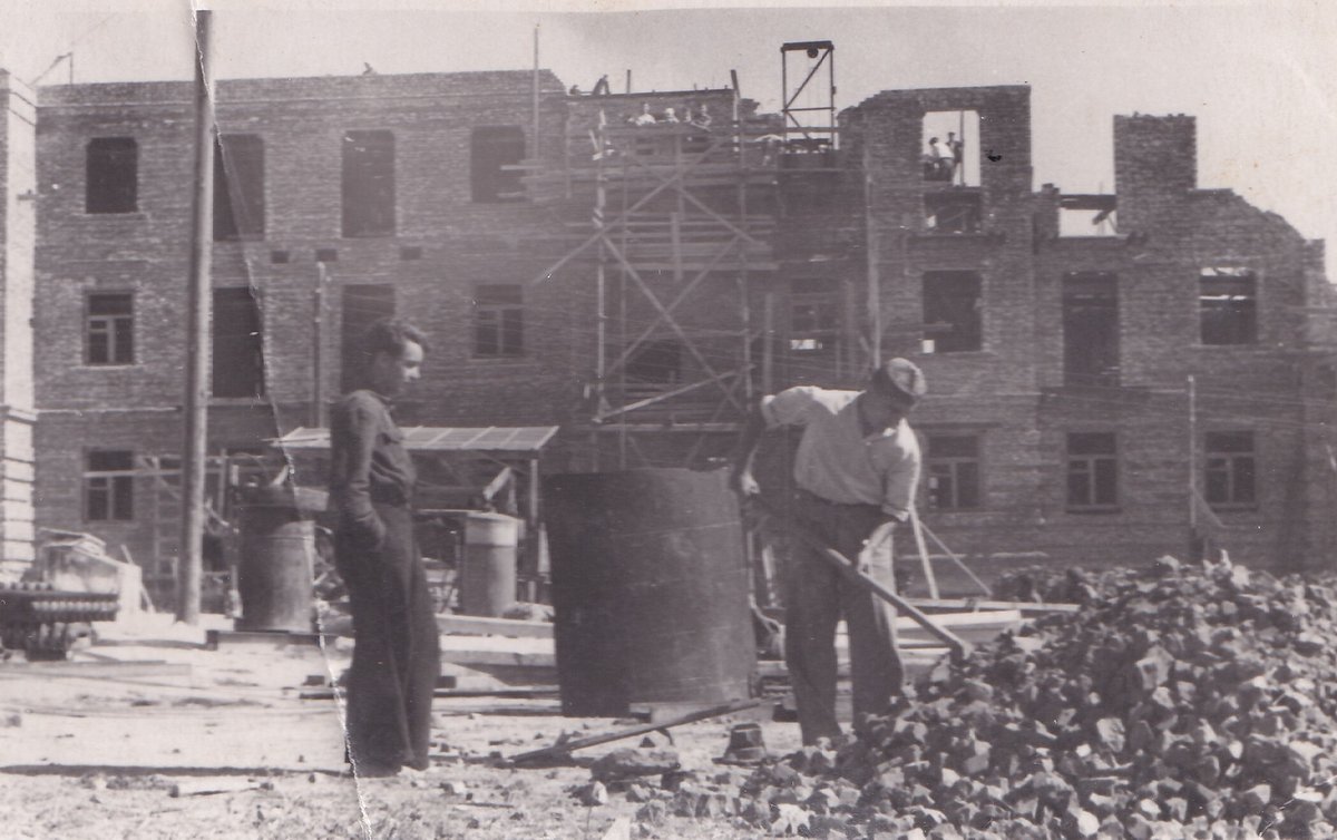 Козаев З. З. - С другом Вениамином 04