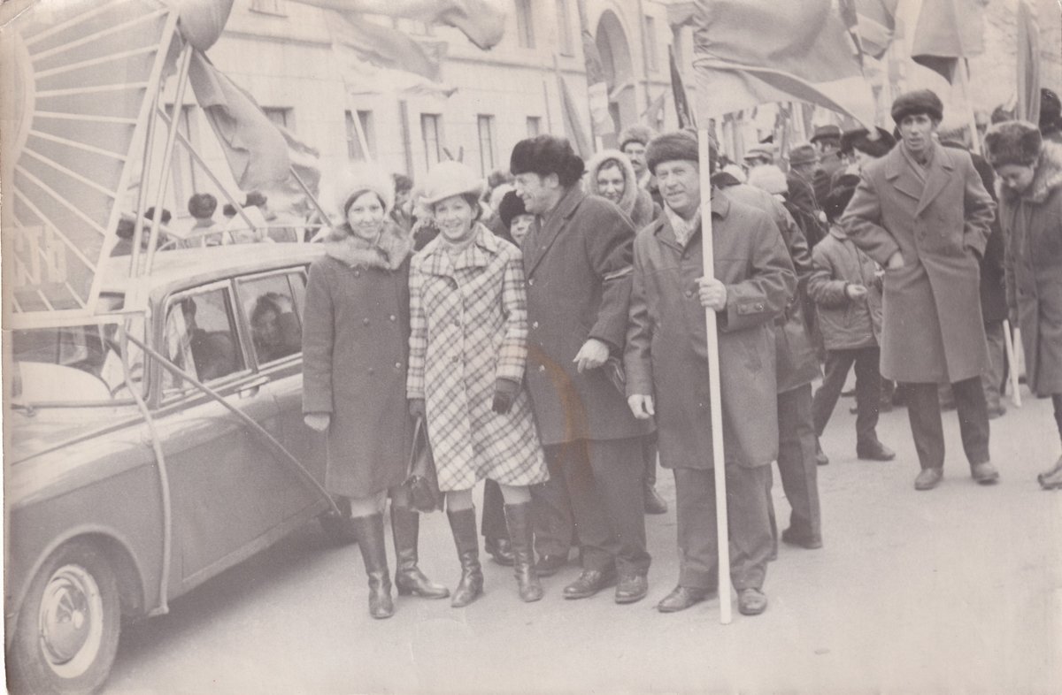 Чернышов В. Е. - На демонстрации