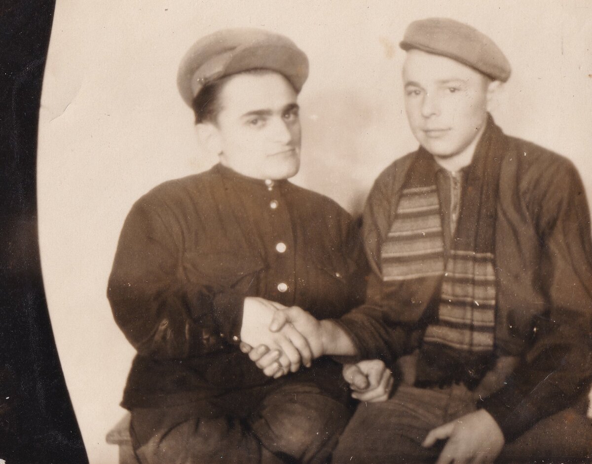 Яценко Н. С. - С другом